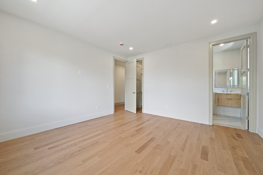 44 Lovett Road Newton, MA 02459 - Photo 26 of 36