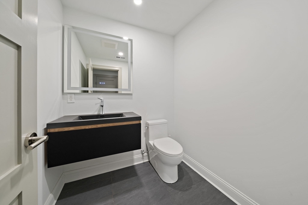 44 Lovett Road Newton, MA 02459 - Photo 31 of 36