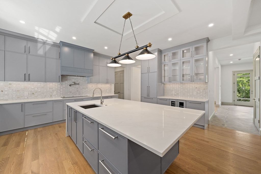 44 Lovett Road Newton, MA 02459 - Photo 6 of 36