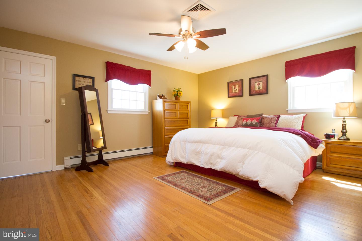278 Pebble Ridge Road Warrington, PA 18976 - Photo 18 of 33 Main Bedroom - hardwood floor & 2 large closets