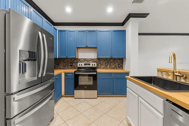 $599,900 | 2204 1st Street, Unit F, Indian Rocks Beach, FL 33785