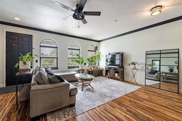 $599,900 | 2204 1st Street, Unit F, Indian Rocks Beach, FL 33785