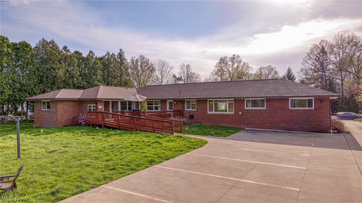 327 South Miller Road Akron, OH 44333 - Photo 43 of 48