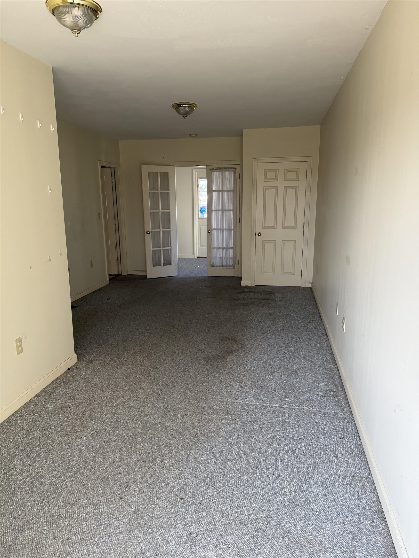 127 Daniel Webster Highway Merrimack, NH 03054 - Photo 17 of 22