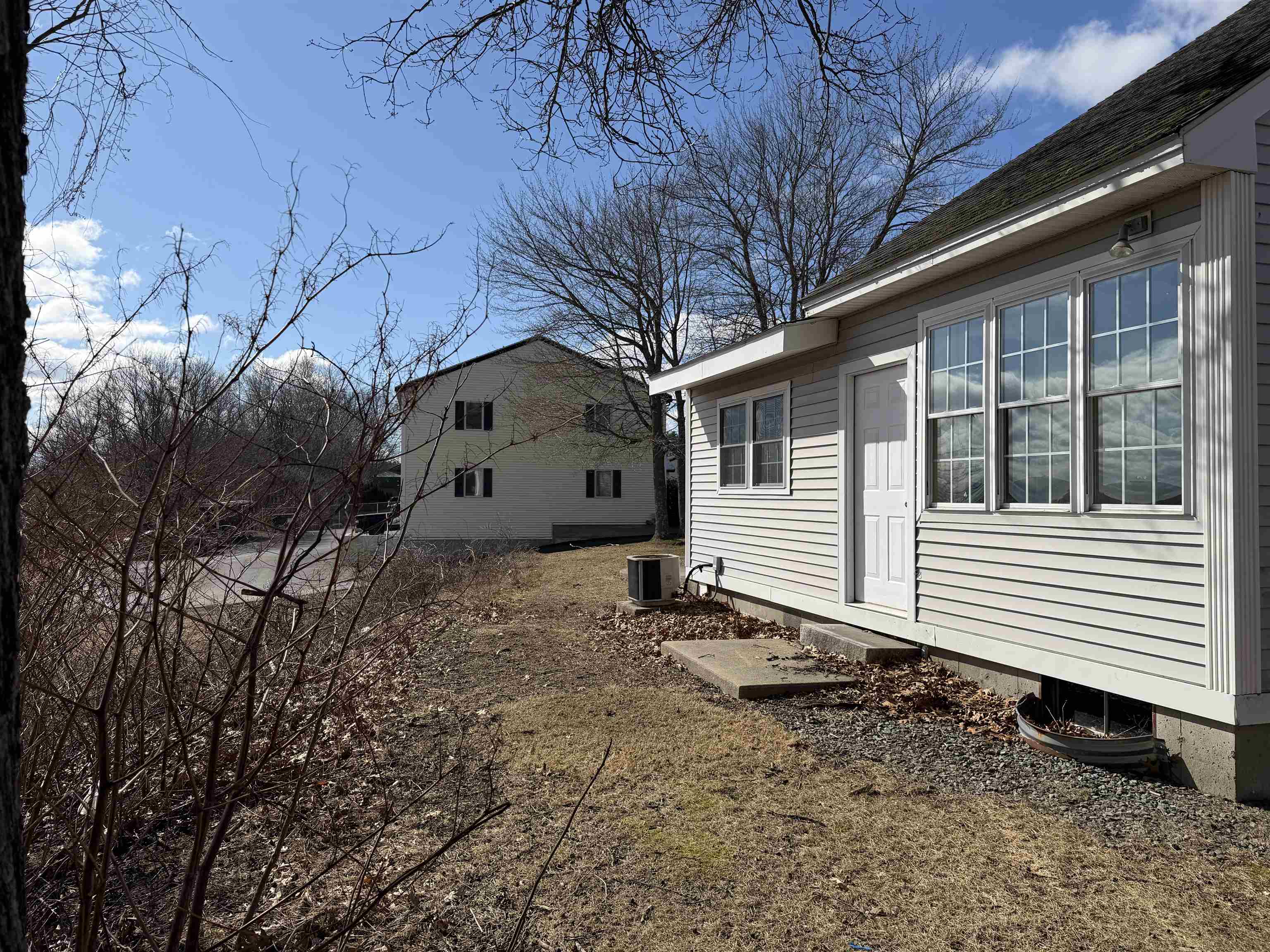 127 Daniel Webster Highway Merrimack, NH 03054 - Photo 6 of 22