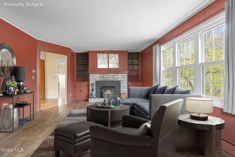 $424,900 | 19 Glenwood Drive, Clifton Park, NY 12019