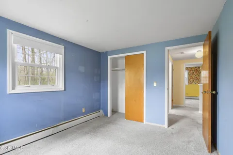 $424,900 | 19 Glenwood Drive, Clifton Park, NY 12019