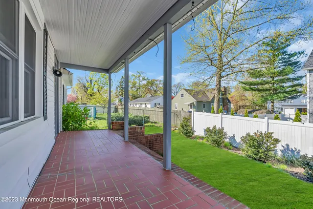 $2,300 | 140 Idlewood Avenue, Oakhurst, NJ 07755