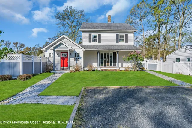 $2,300 | 140 Idlewood Avenue, Oakhurst, NJ 07755