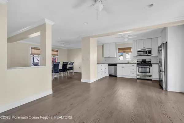 $2,300 | 140 Idlewood Avenue, Oakhurst, NJ 07755