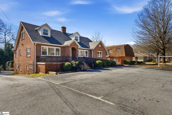 $395,000 | 510 East Calhoun Street, Anderson, SC 29621