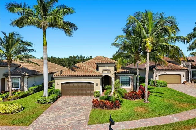 $989,000 | 2906 Aviamar Circle, Naples, FL 34114