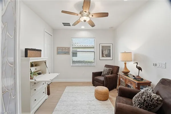 $912,000 | 2906 Aviamar Circle, Naples, FL 34114