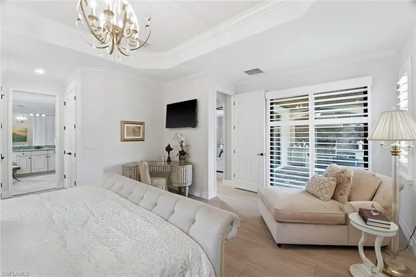 $912,000 | 2906 Aviamar Circle, Naples, FL 34114