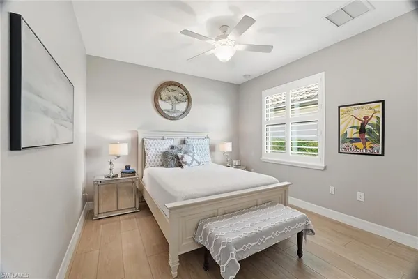 $912,000 | 2906 Aviamar Circle, Naples, FL 34114