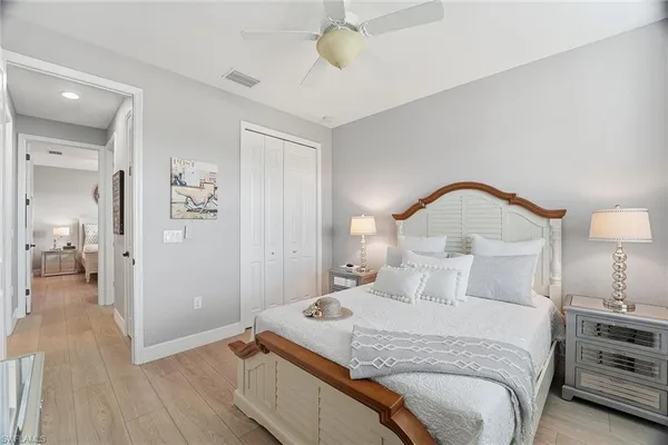 $912,000 | 2906 Aviamar Circle, Naples, FL 34114