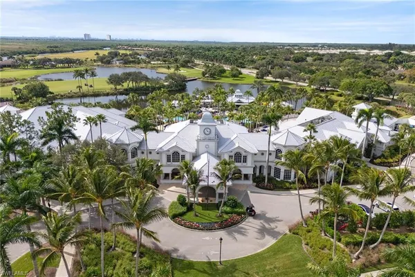 $912,000 | 2906 Aviamar Circle, Naples, FL 34114