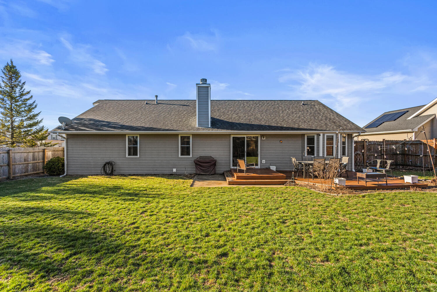 1202 Edgeview Drive Mahomet, IL 61853 - Photo 27 of 31