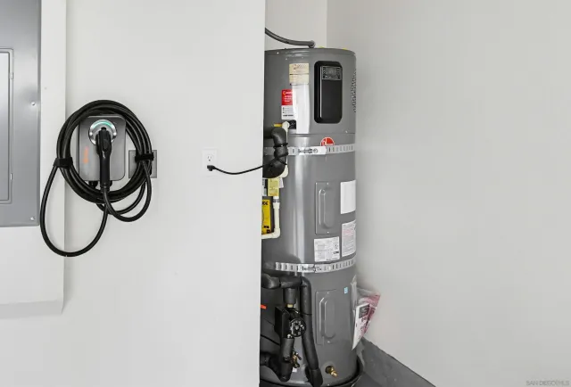 $3,990 | 432 Caliper Way, San Marcos, CA 92078