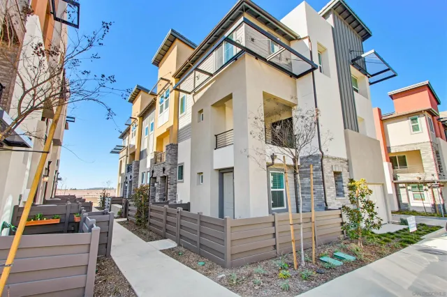 $3,990 | 432 Caliper Way, San Marcos, CA 92078