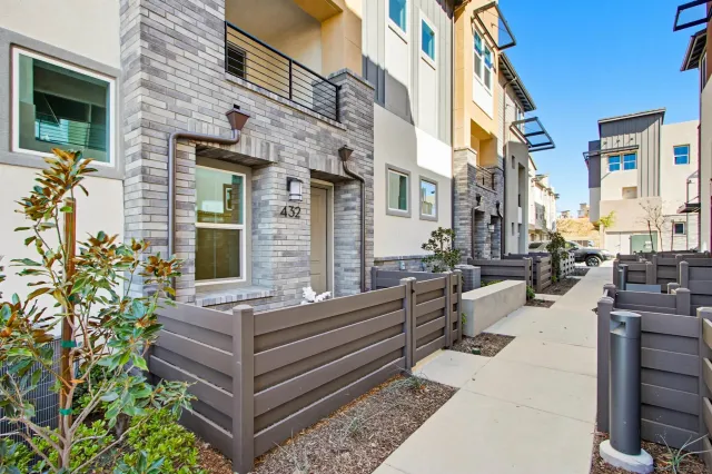 $3,990 | 432 Caliper Way, San Marcos, CA 92078