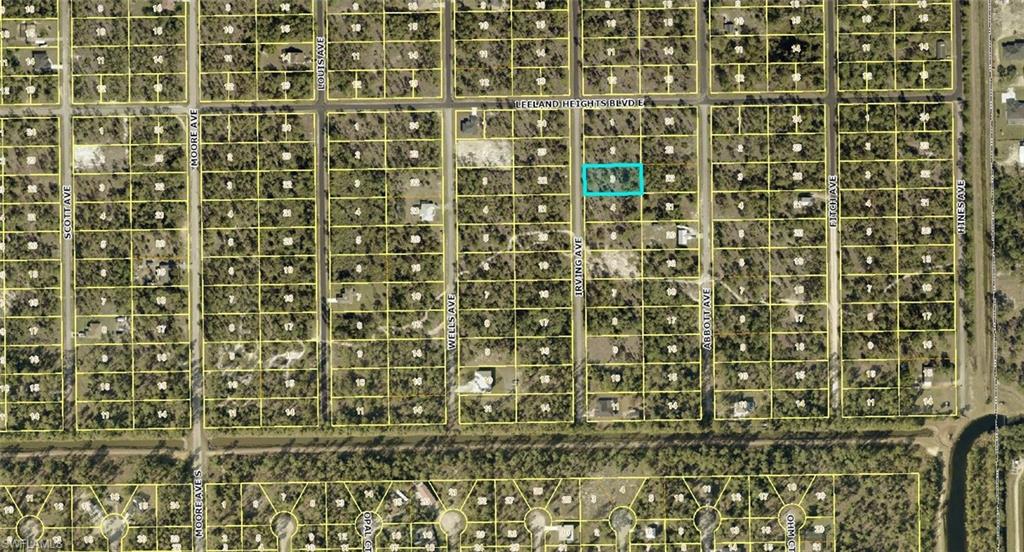 18 Irving Avenue Lehigh Acres, FL 33936 - Photo 5 of 5 a bathroom with a shower