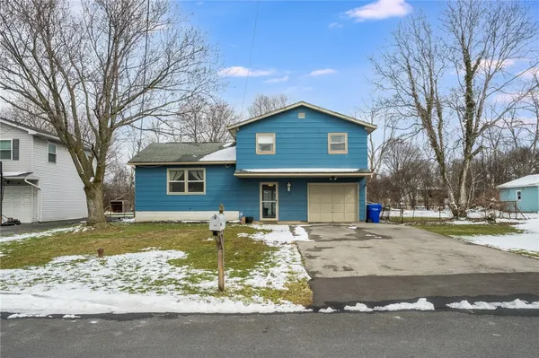 $149,900 | 34 Evelyn Street, Gates, NY 14606
