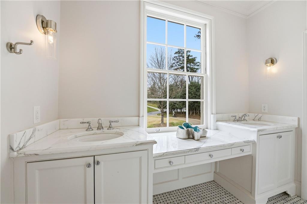 3625 Tuxedo Road Northwest Atlanta, GA 30305 - Photo 58 of 95