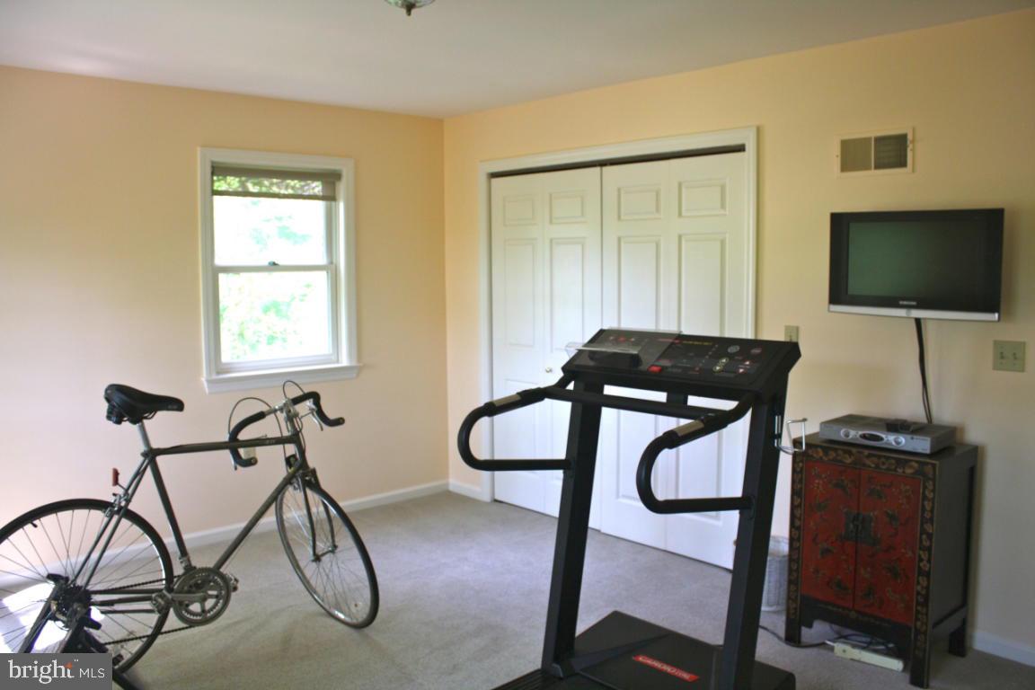 2511 Nolt Road Lancaster, PA 17601 - Photo 17 of 25 Gallery Image 17