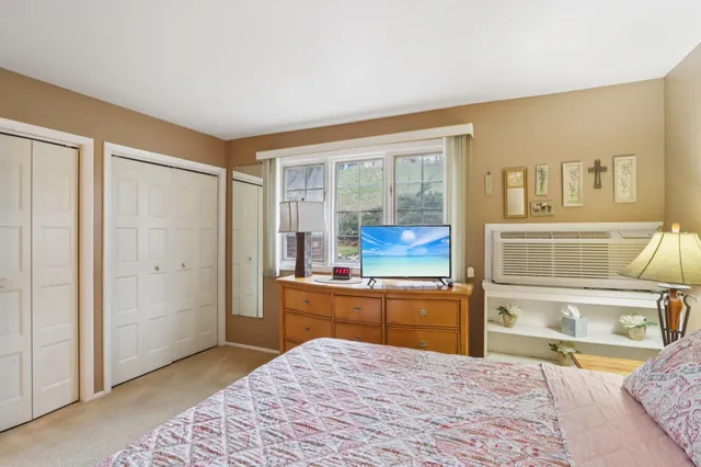 $254,000 | 55 Lausanne Court, Unit 1, Geneva, WI 53147