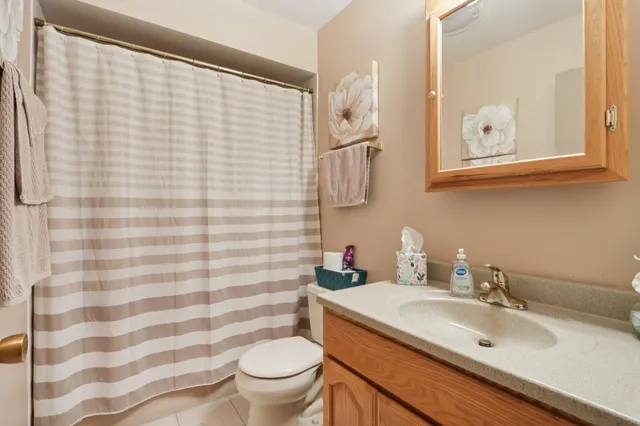 $254,000 | 55 Lausanne Court, Unit 1, Geneva, WI 53147