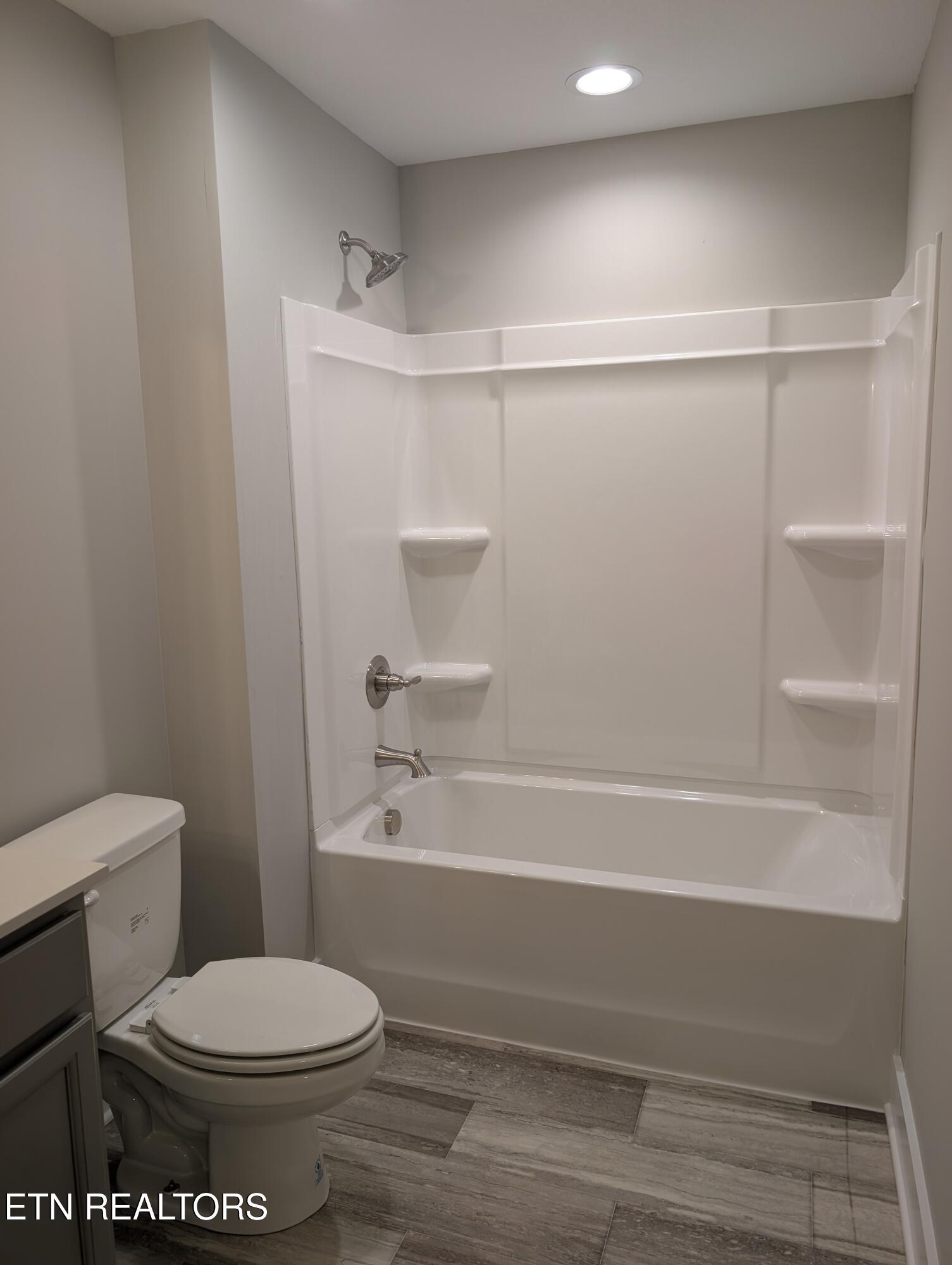 121 Greenberry Road, Unit LOT 64B Oak Ridge, TN 37830 - Photo 18 of 47 Full bath