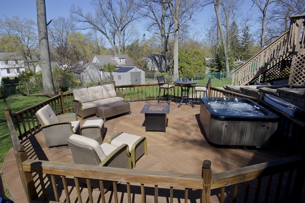 168 West Allen Ridge Road Springfield, MA 01118 - Photo 20 of 24 a view of a balcony with couches and chairs