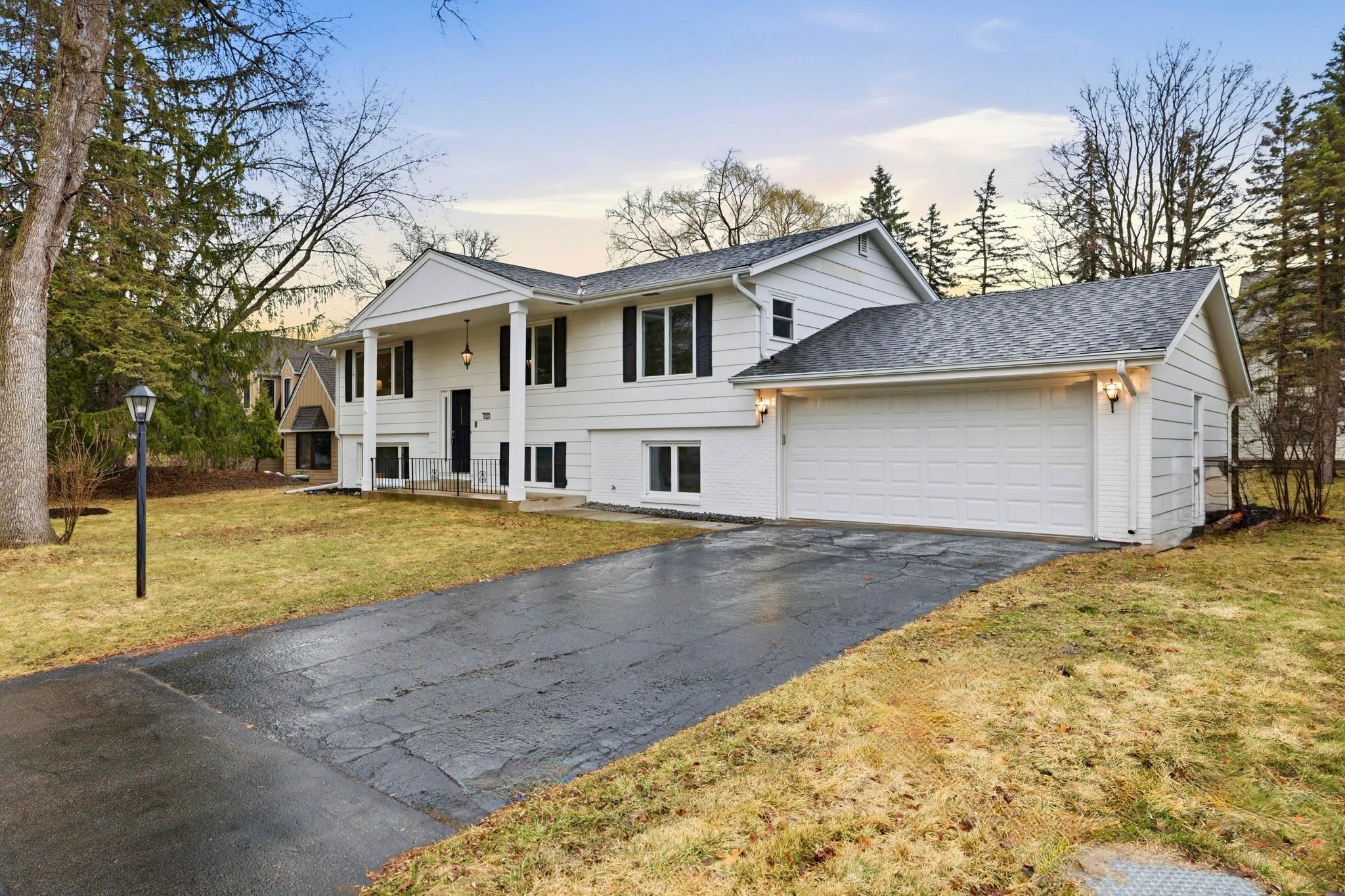 6501 Aspen Road Edina, MN 55436 - Photo 2 of 30 Gallery Image 2