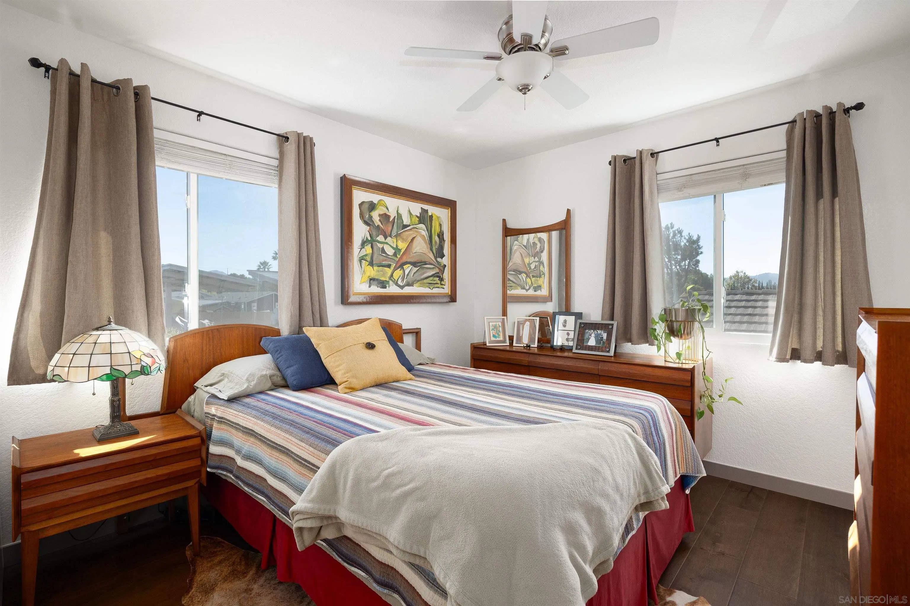 13947 Midland Road Poway, CA 92064 - Photo 13 of 22 Gallery Image 13