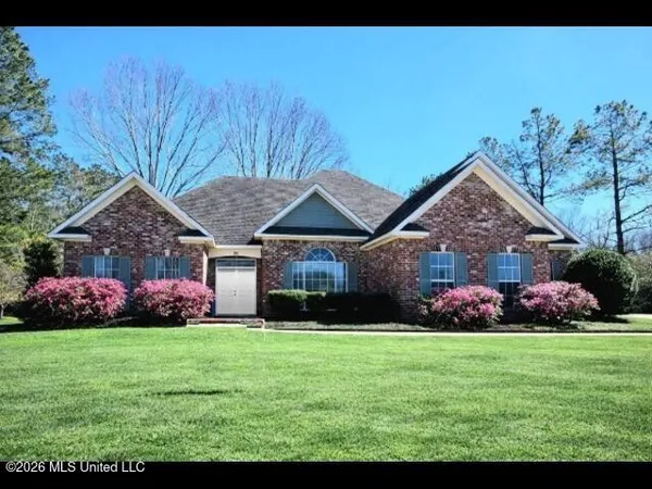 $360,000 | 25 Master Lane, Vicksburg, MS 39183