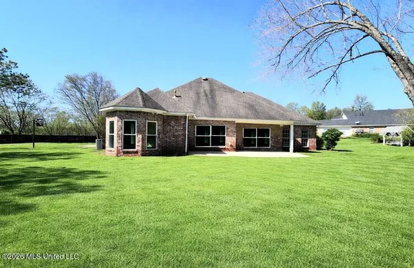 $360,000 | 25 Master Lane, Vicksburg, MS 39183