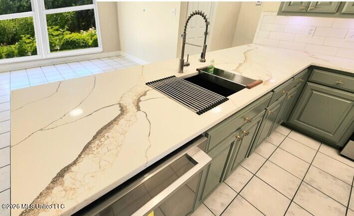 25 Master Lane Vicksburg, MS 39183 - Photo 5 of 25 04