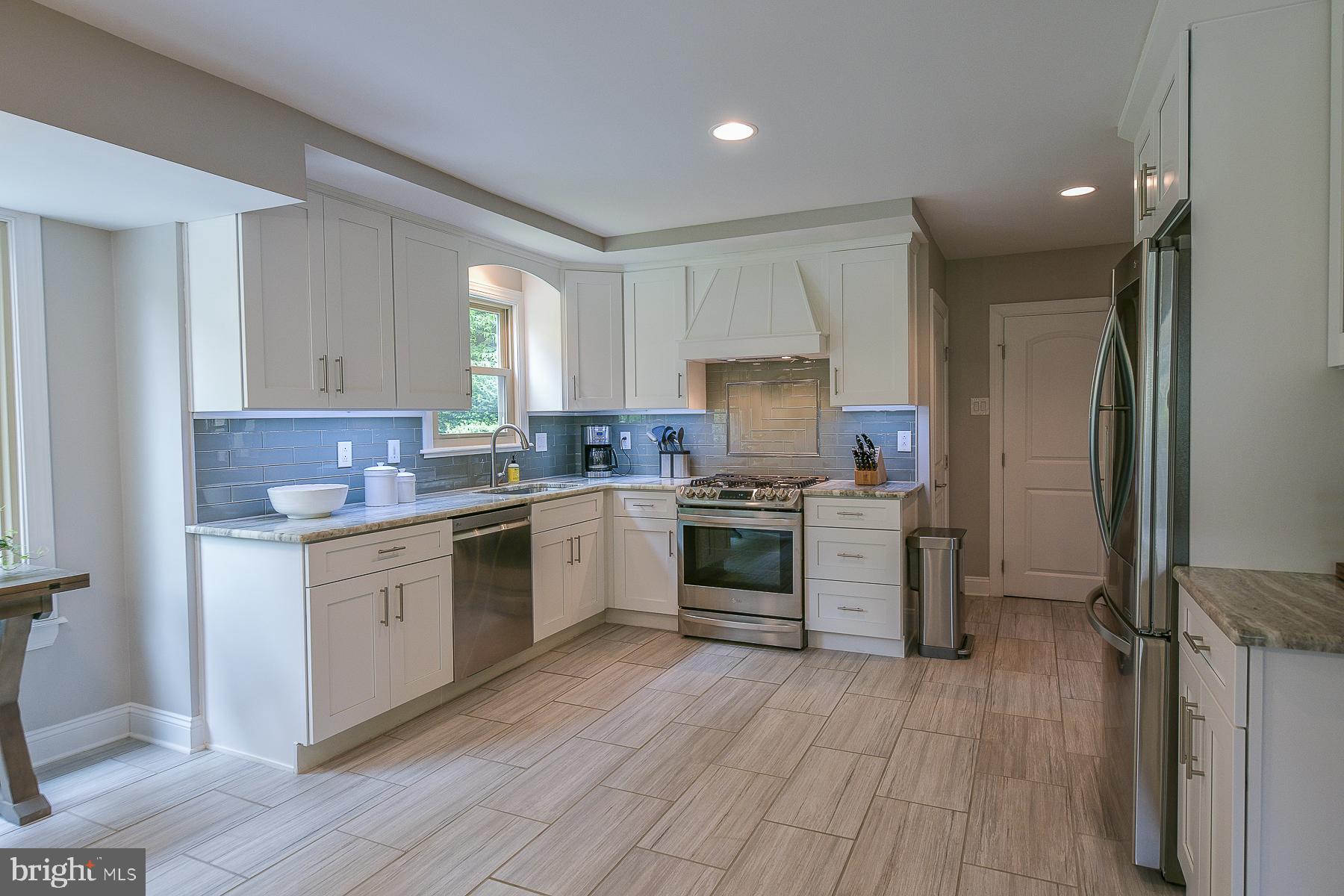 18 Raynham Road Merion Station, PA 19066 - Photo 2 of 34 Gallery Image 2