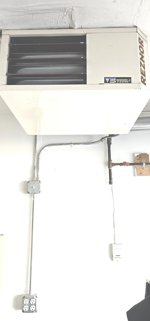 16047 Tiger Drive Lockport, IL 60441 - Photo 23 of 24 a close view of sink