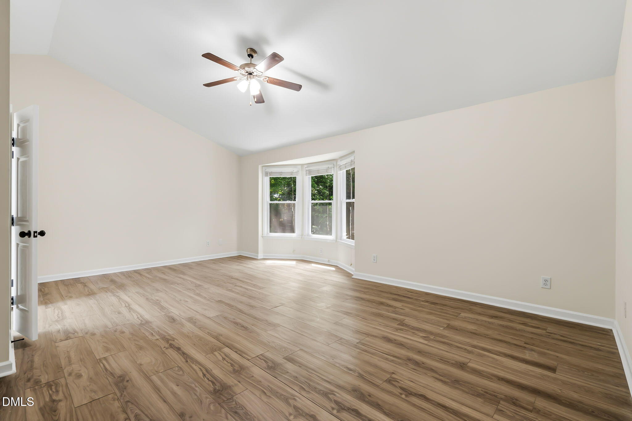 4409 Queenstown Court Raleigh, NC 27612 - Photo 35 of 52 4409 Queenstown Ct