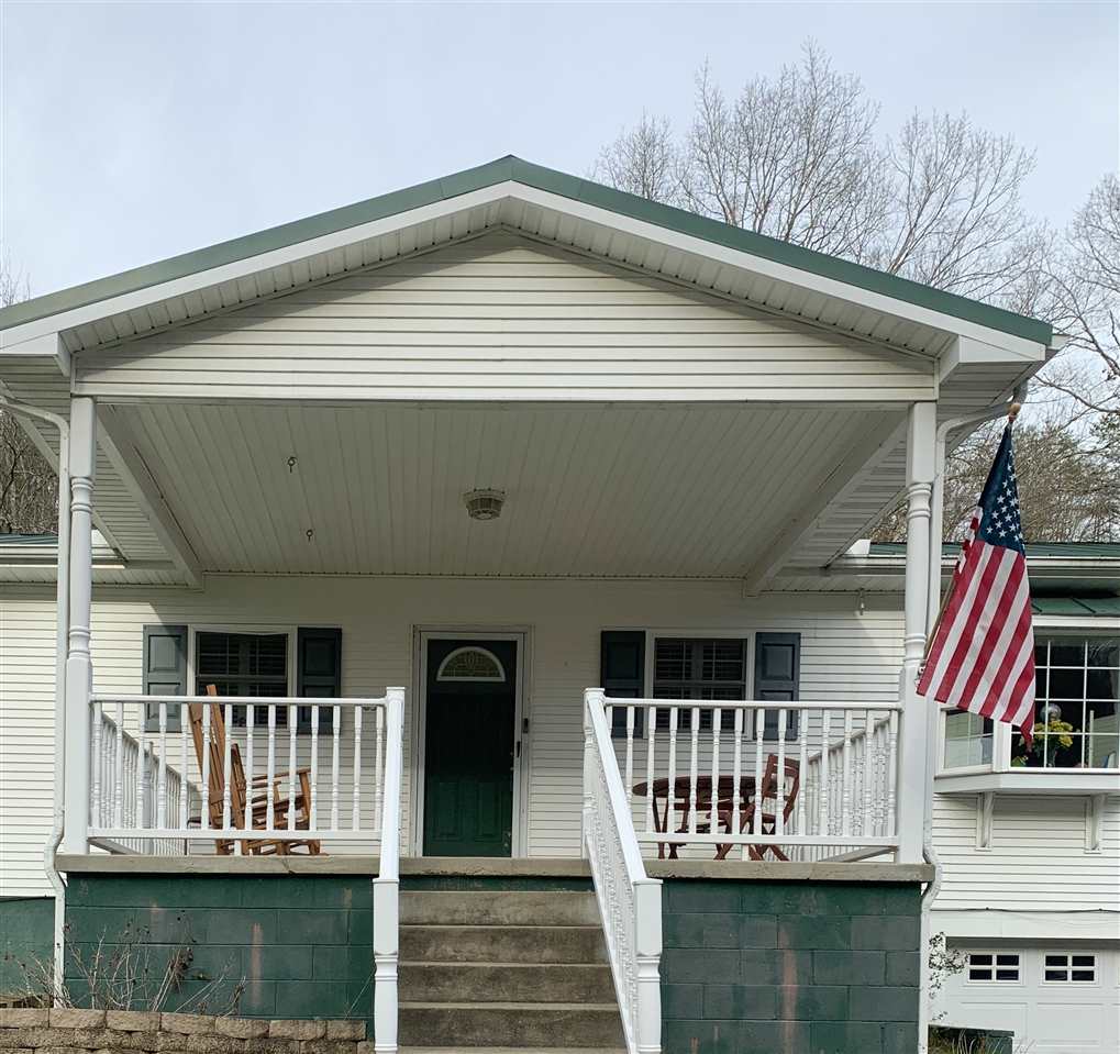 3837 Green Valley Road Huntington, WV 25701 - Photo 2 of 22 Gallery Image 2