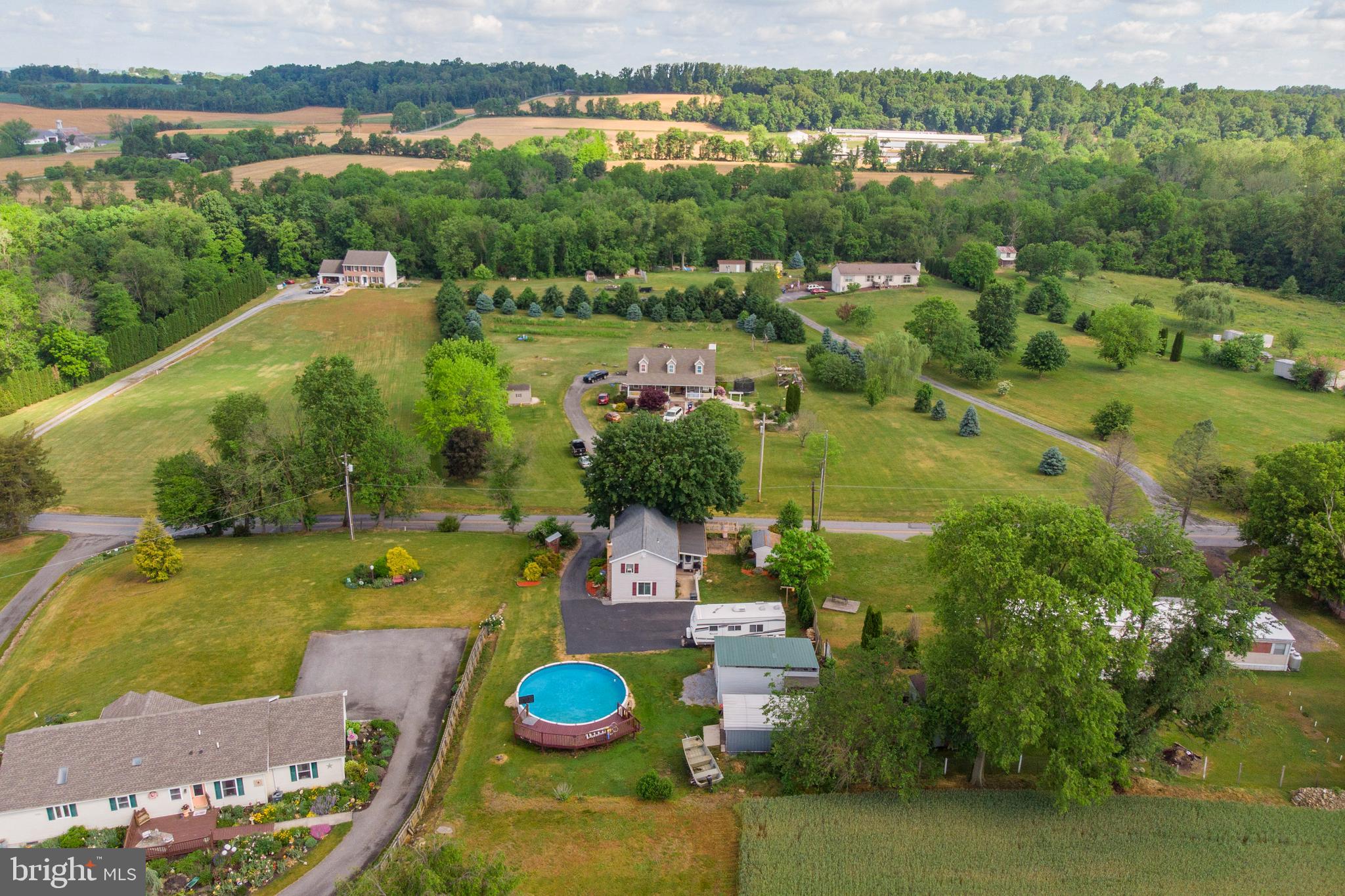 1247 Amosite Road Bainbridge, PA 17502 - Photo 6 of 34 Gallery Image 6