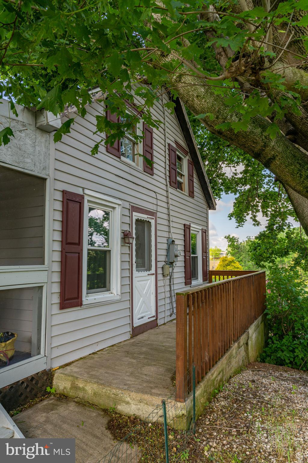 1247 Amosite Road Bainbridge, PA 17502 - Photo 7 of 34 Gallery Image 7