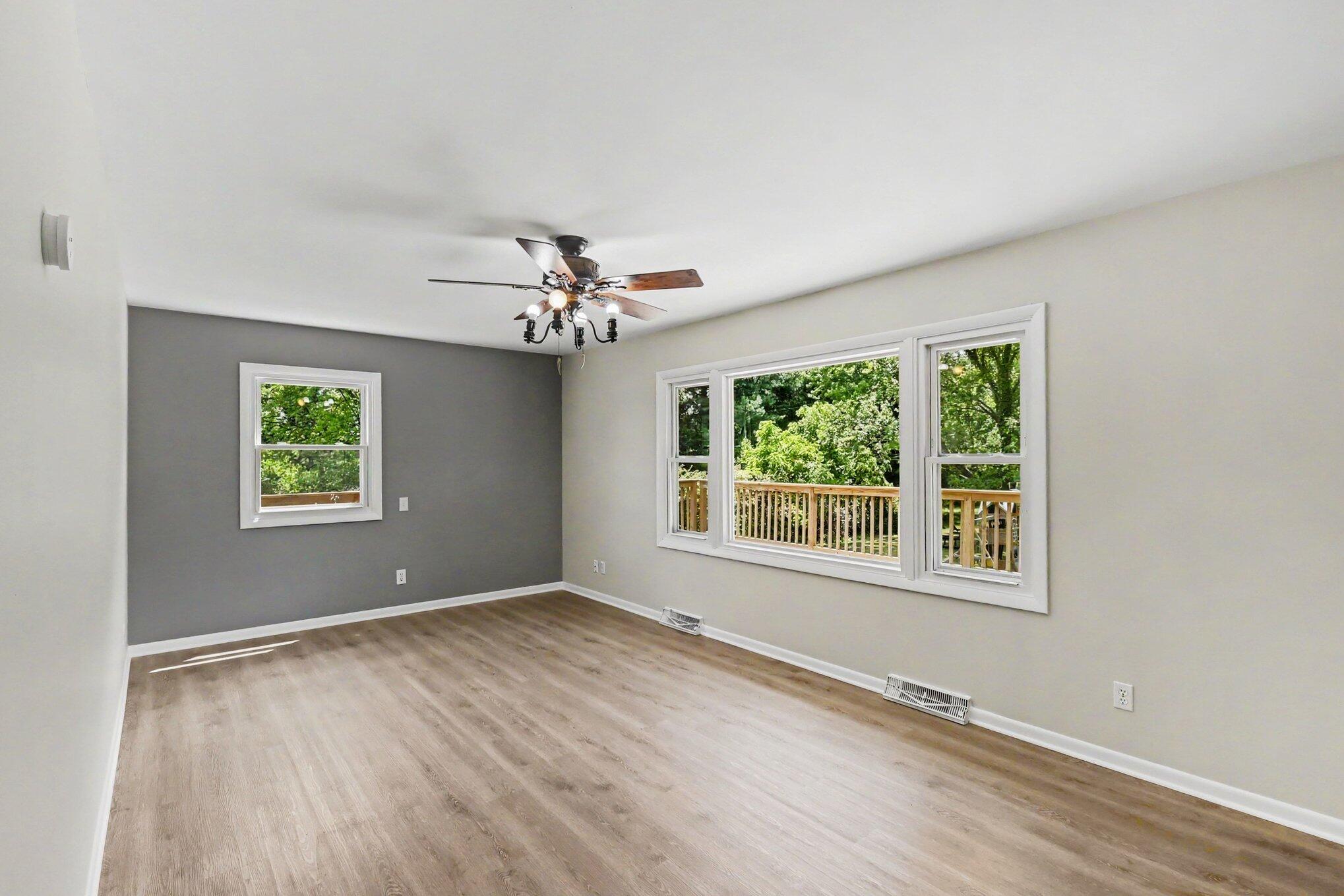 1077 Gidner Road Charlotte, MI 48813 - Photo 12 of 29 013_file_5779