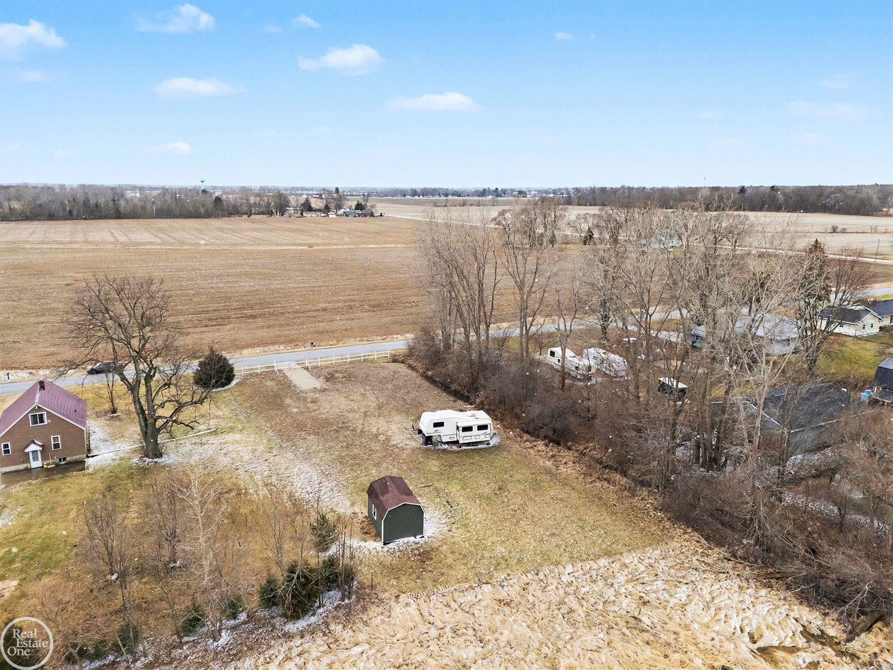 10151 Canada Road Birch Run, MI 48415 - Photo 4 of 18