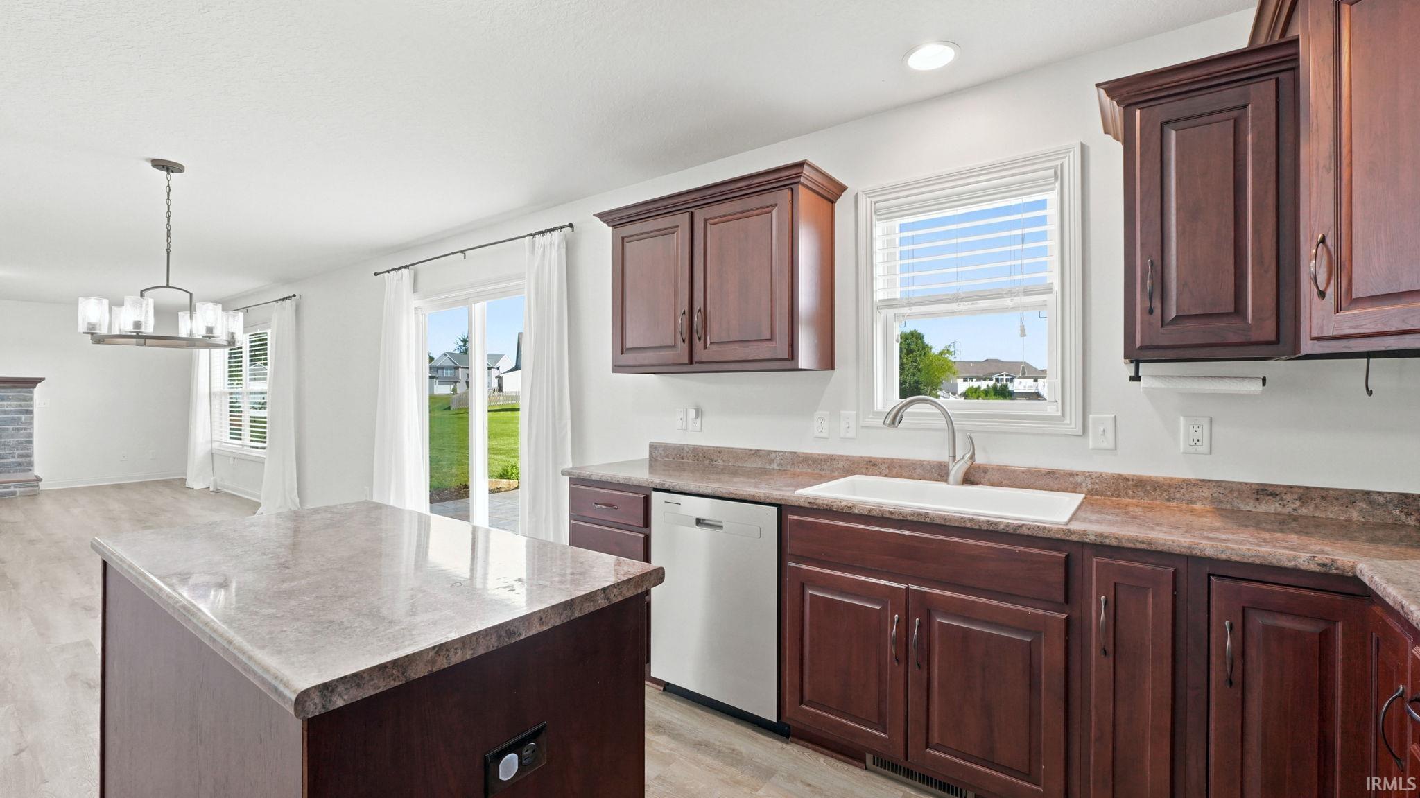 1360 Gateway Trail Fort Wayne, IN 46845 - Photo 5 of 44