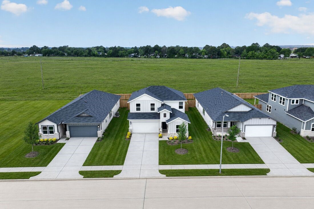 21930 Longhorn Rdg Drive Hockley, TX 77447 - Photo 19 of 37 21930 Longhorn Ridge Drive ~ Ready Now