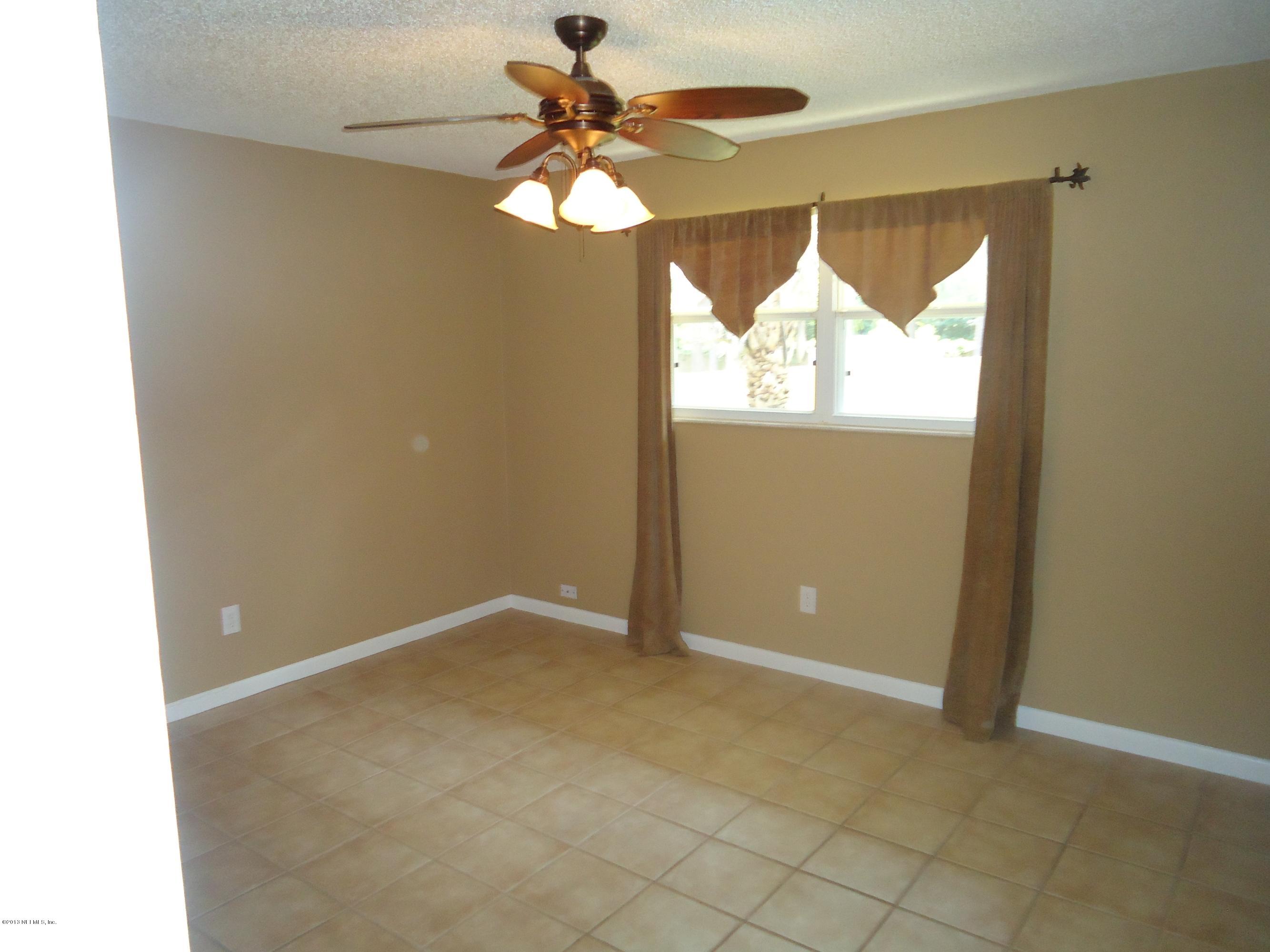 408 Raggedy Point Court Fleming Island, FL 32003 - Photo 8 of 14 68940009