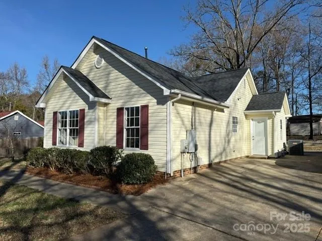 $264,500 | 7100 Windsong Way, Wingate, NC 28174